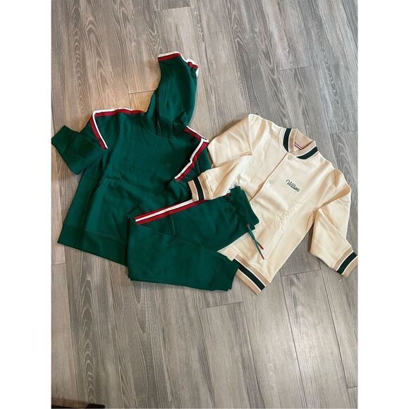 NWOT Wilson hoodie & sweatpants 3 piece bundle Size M - Picture 1 of 10